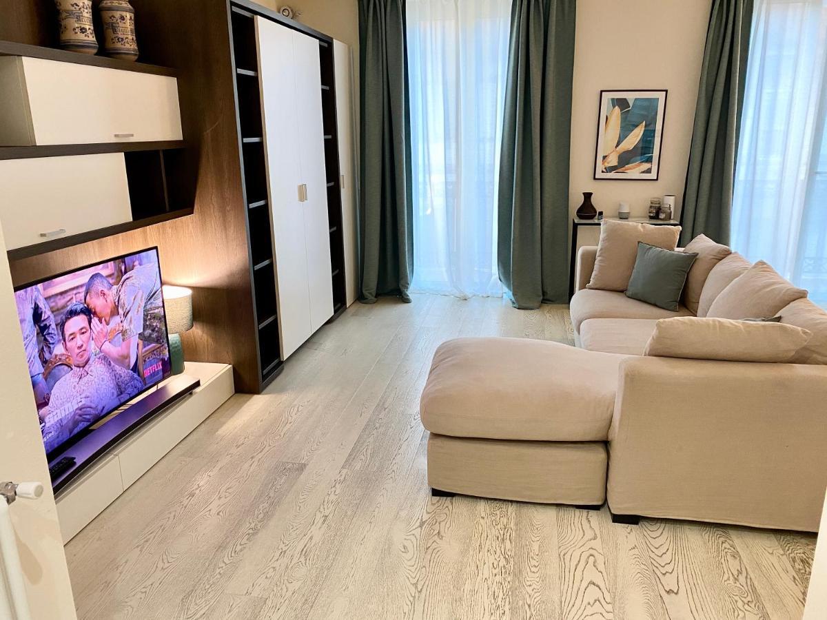 Front Beach Apartments Viareggio Eksteriør bilde