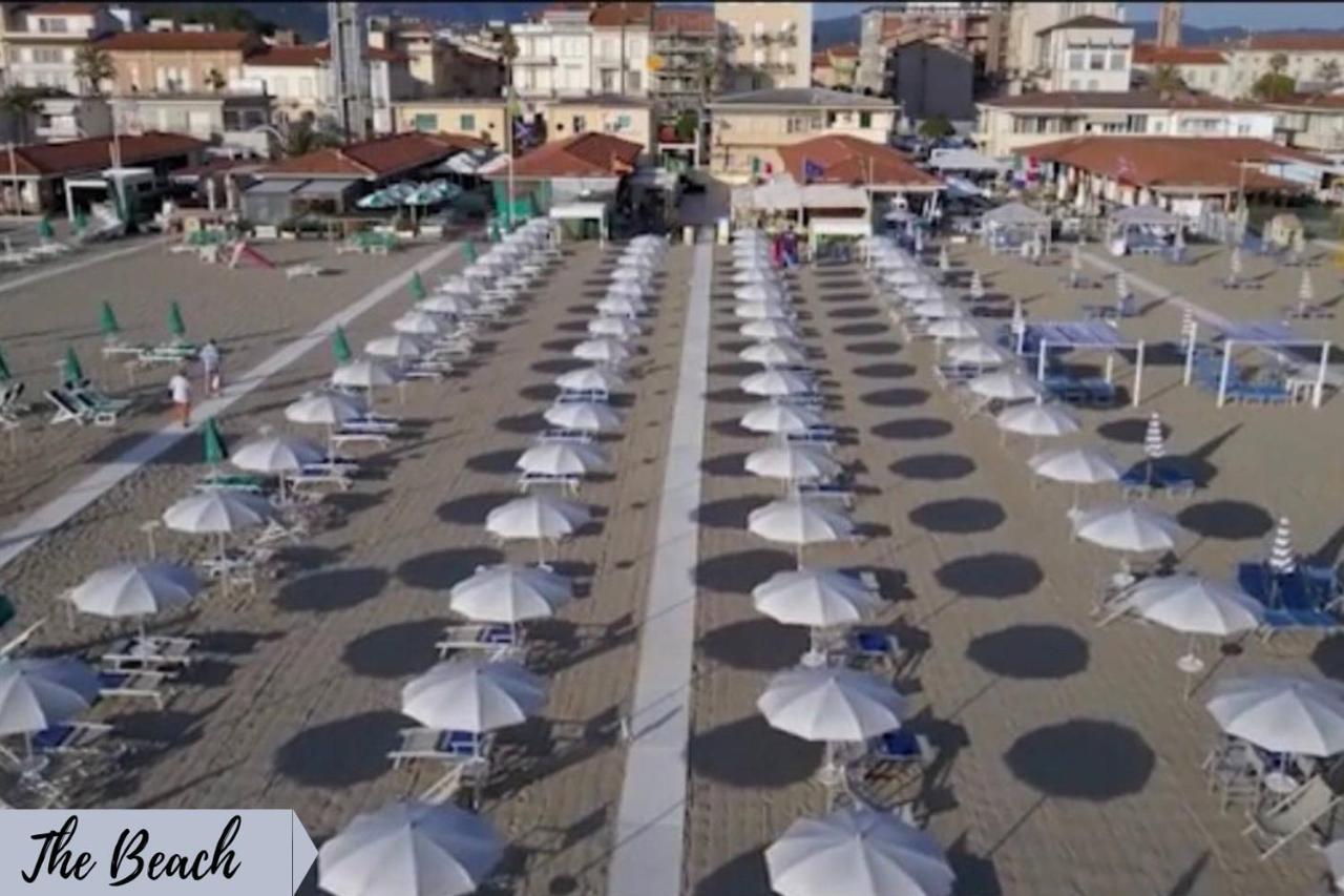 Front Beach Apartments Viareggio Eksteriør bilde